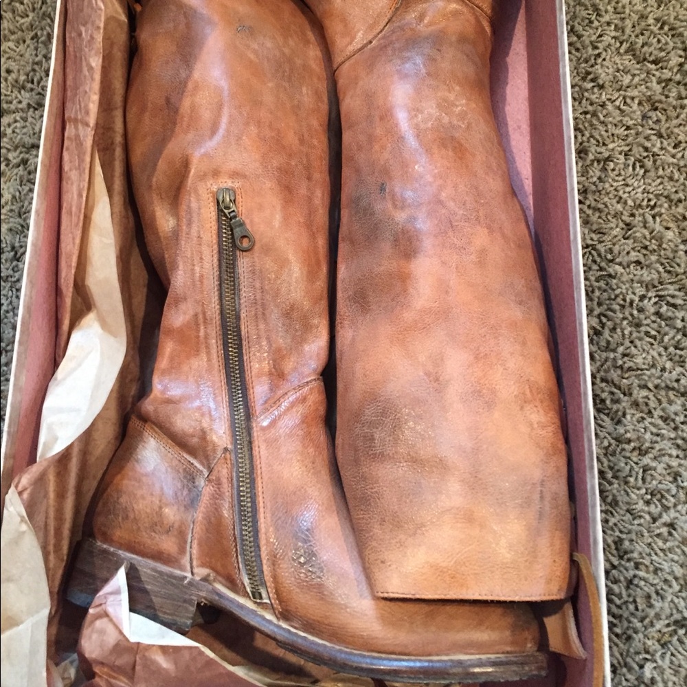 Manchester boots